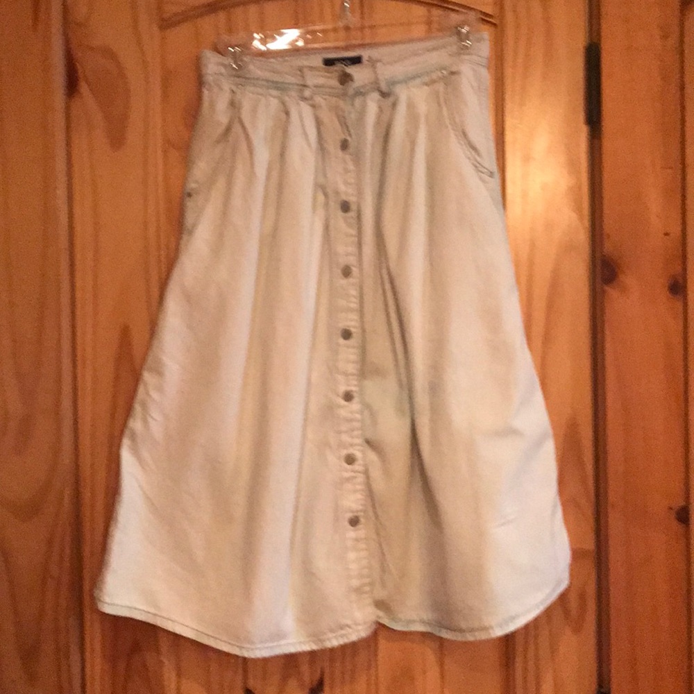 Light wash BDG denim skirt